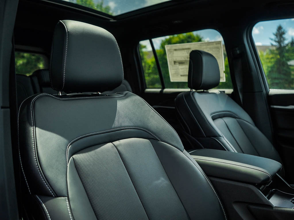 New 2026 Jeep Grand Cherokee Limited AWD/4WD image 12
