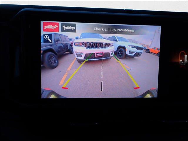 New 2025 Jeep Gladiator Rubicon image 16