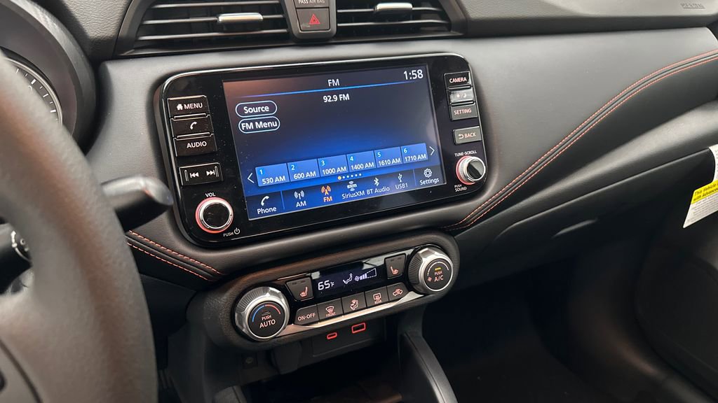 New 2025 Nissan Versa SR w/ Trunk Package image 11