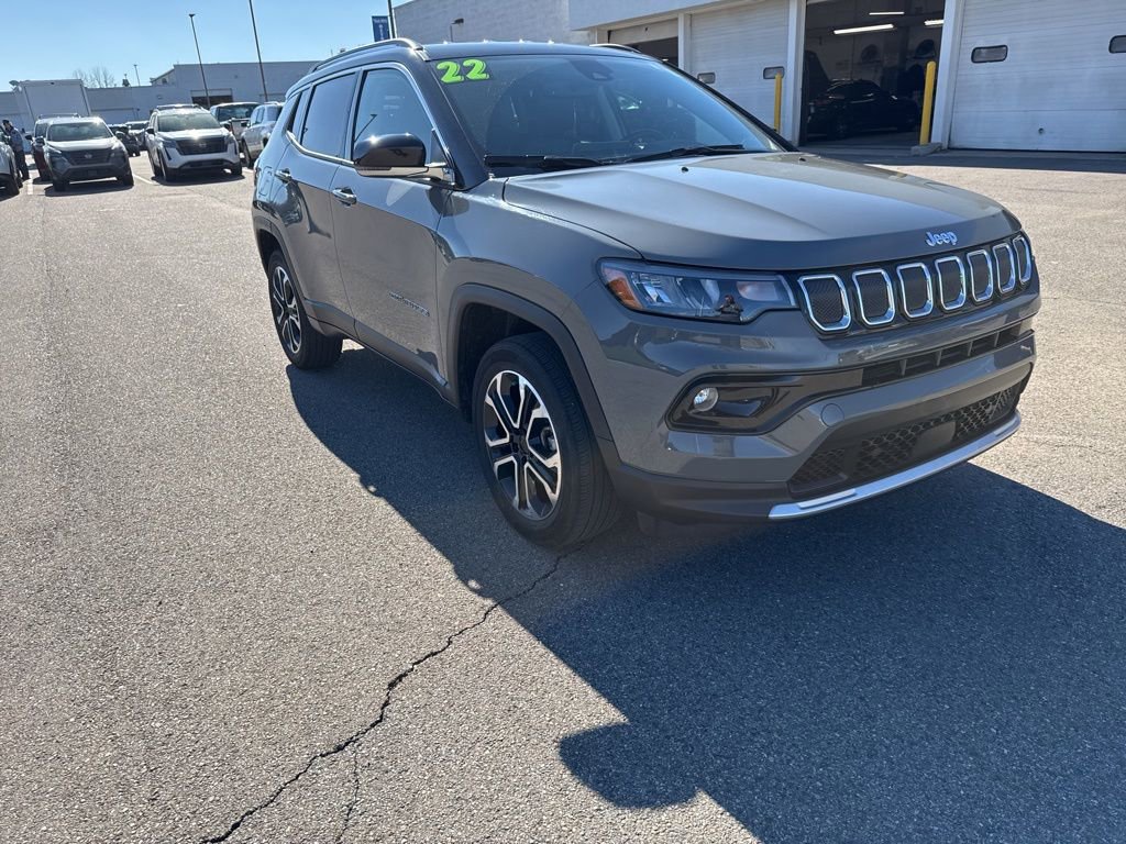 Used 2022 Jeep Compass Limited image 2
