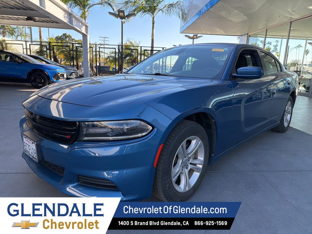 Used 2021 Dodge Charger SXT image 3