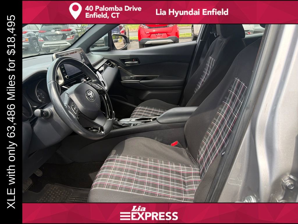 Used 2019 Toyota C-HR XLE FWD image 13