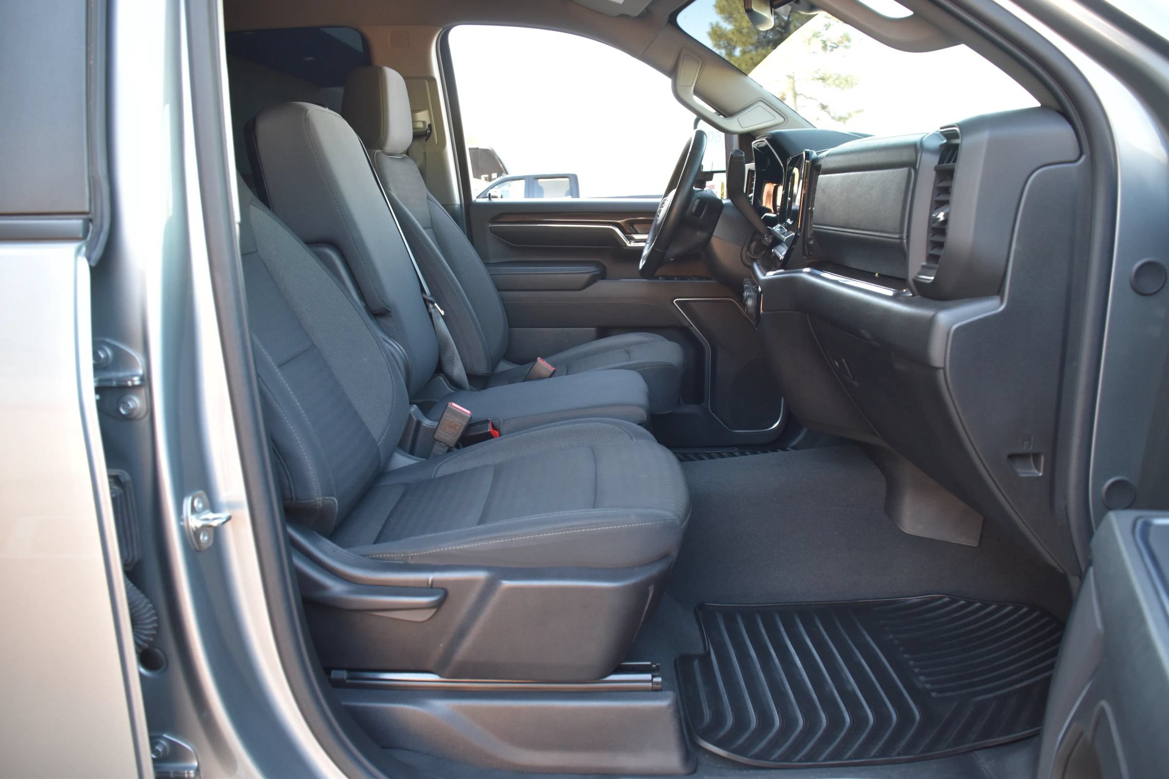 Used 2024 Chevrolet Silverado 2500 LT w/ All Star Edition AWD/4WD image 26