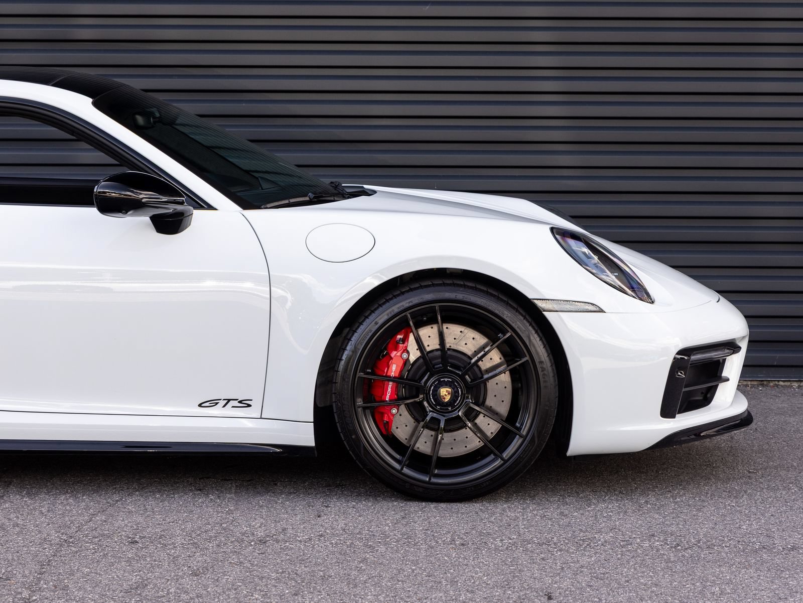 Used 2024 Porsche 911 Carrera GTS RWD image 9