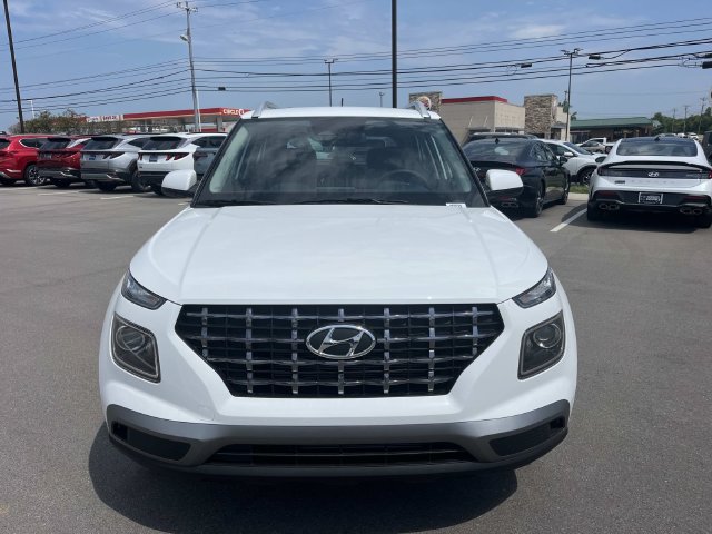 New 2026 Hyundai Venue SEL FWD image 8