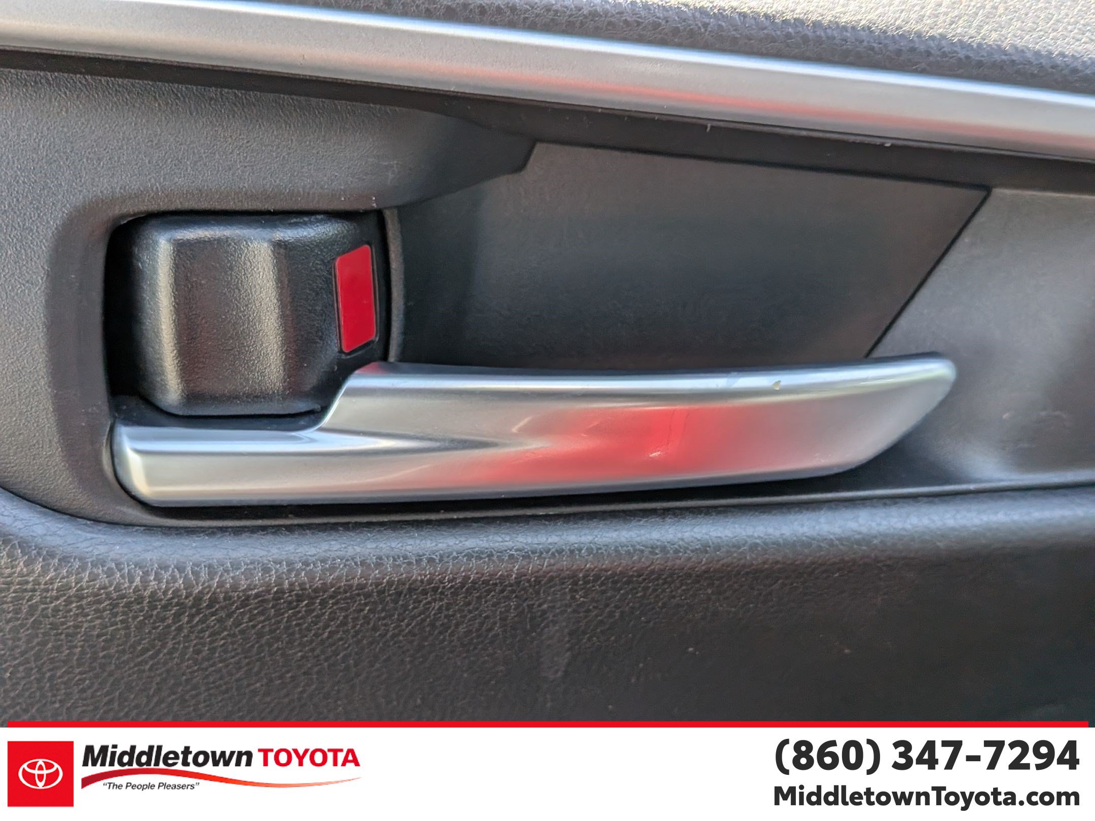 Certified 2025 Toyota RAV4 XLE AWD/4WD image 11