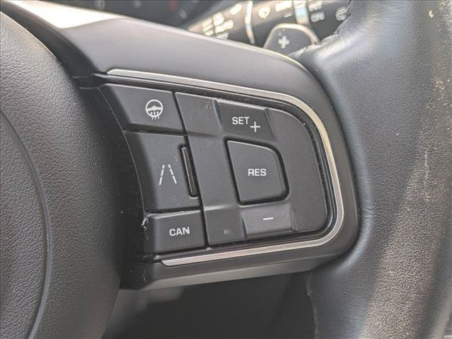 Used 2020 Jaguar F-PACE Premium AWD/4WD image 12