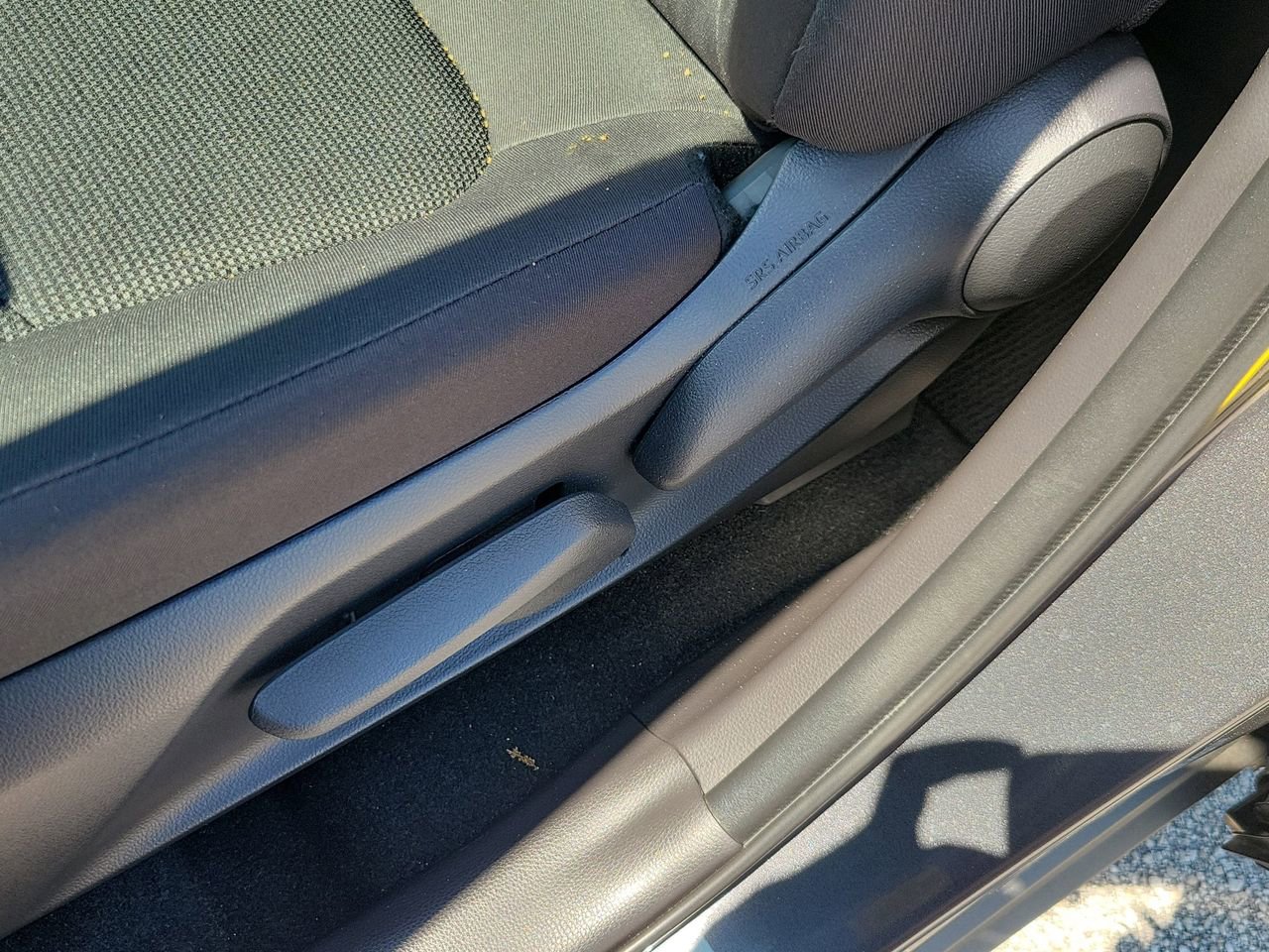 Used 2025 Toyota RAV4 LE image 17