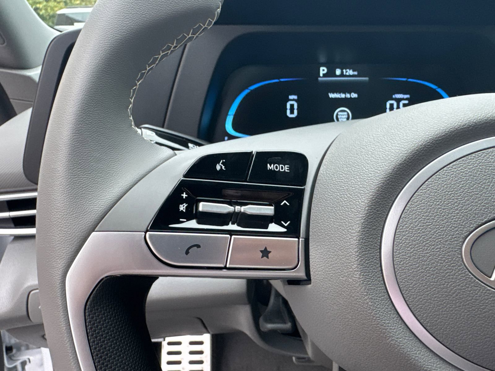 Certified 2026 Hyundai Elantra Sport image 25