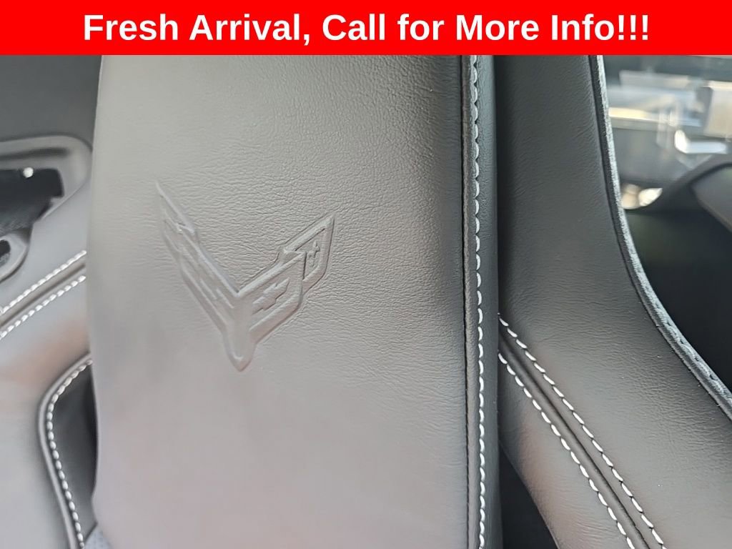 Used 2025 Chevrolet Corvette Stingray Coupe w/ 1LT RWD image 16