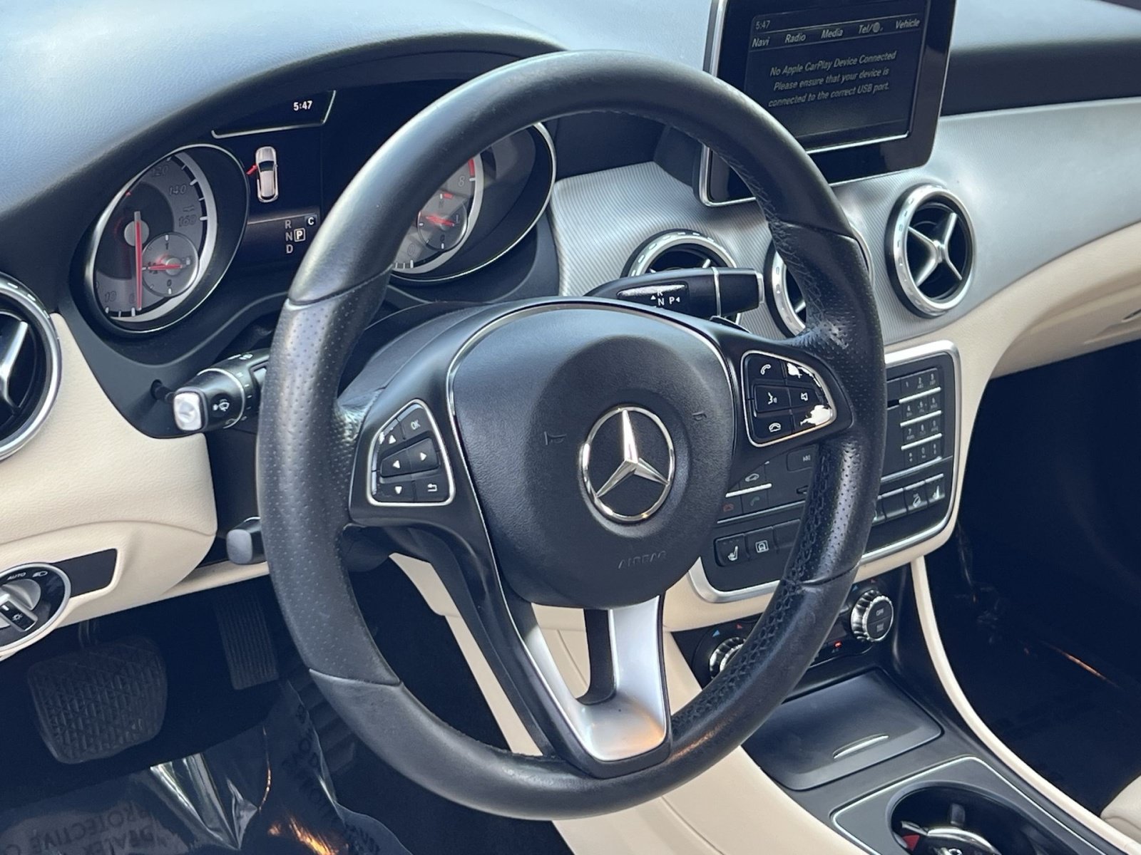 Used 2017 Mercedes-Benz GLA 250 4MATIC image 21