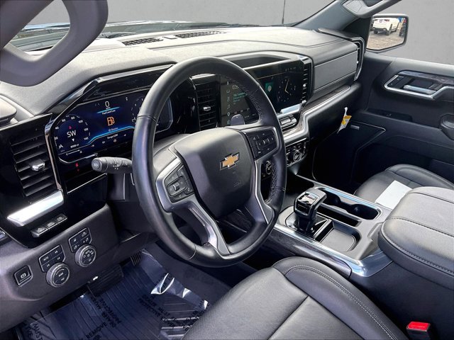 Used 2025 Chevrolet Silverado 1500 LTZ w/ LTZ Premium Package AWD/4WD image 14