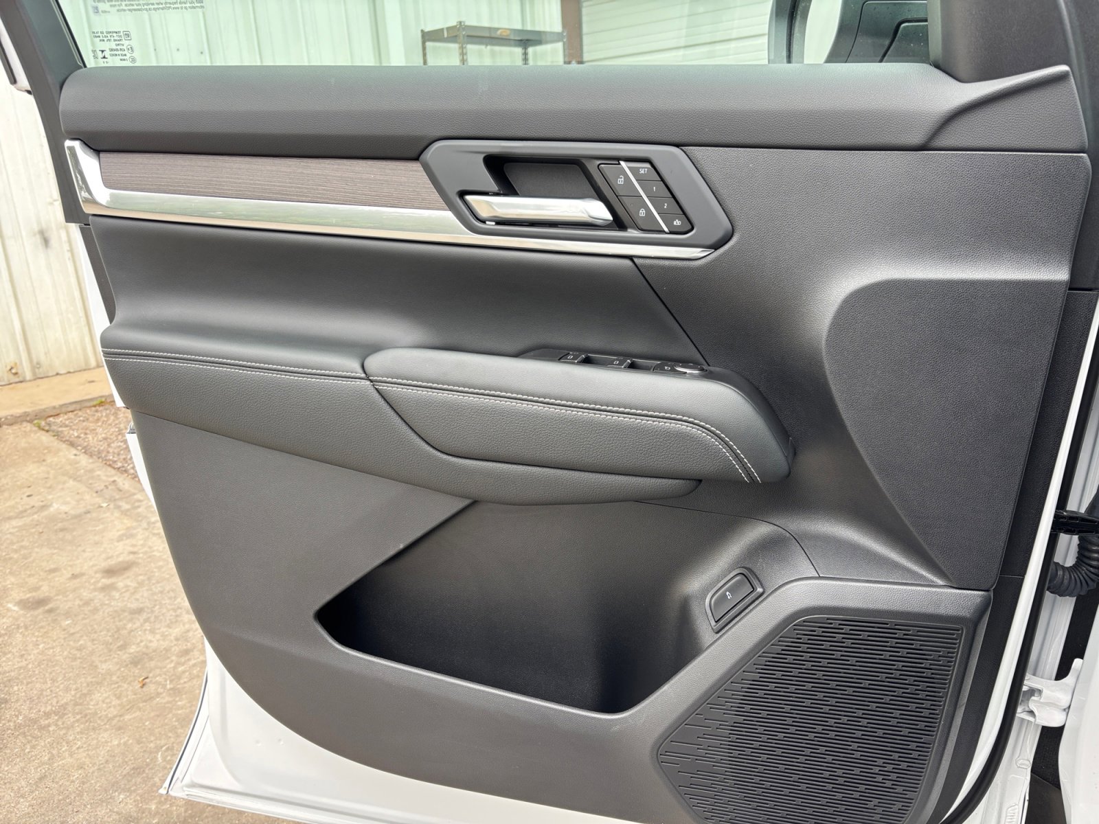 Used 2026 GMC Terrain Denali w/ LPO, Floor Liner Package image 30