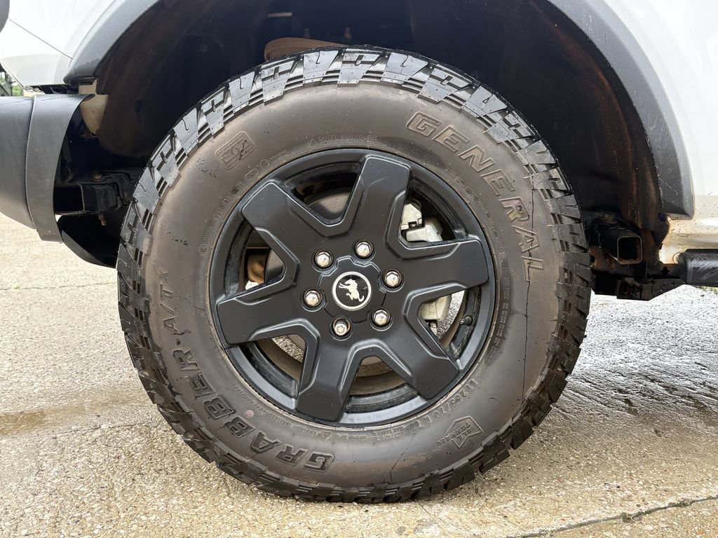 Used 2024 Ford Bronco Black Diamond AWD/4WD image 9