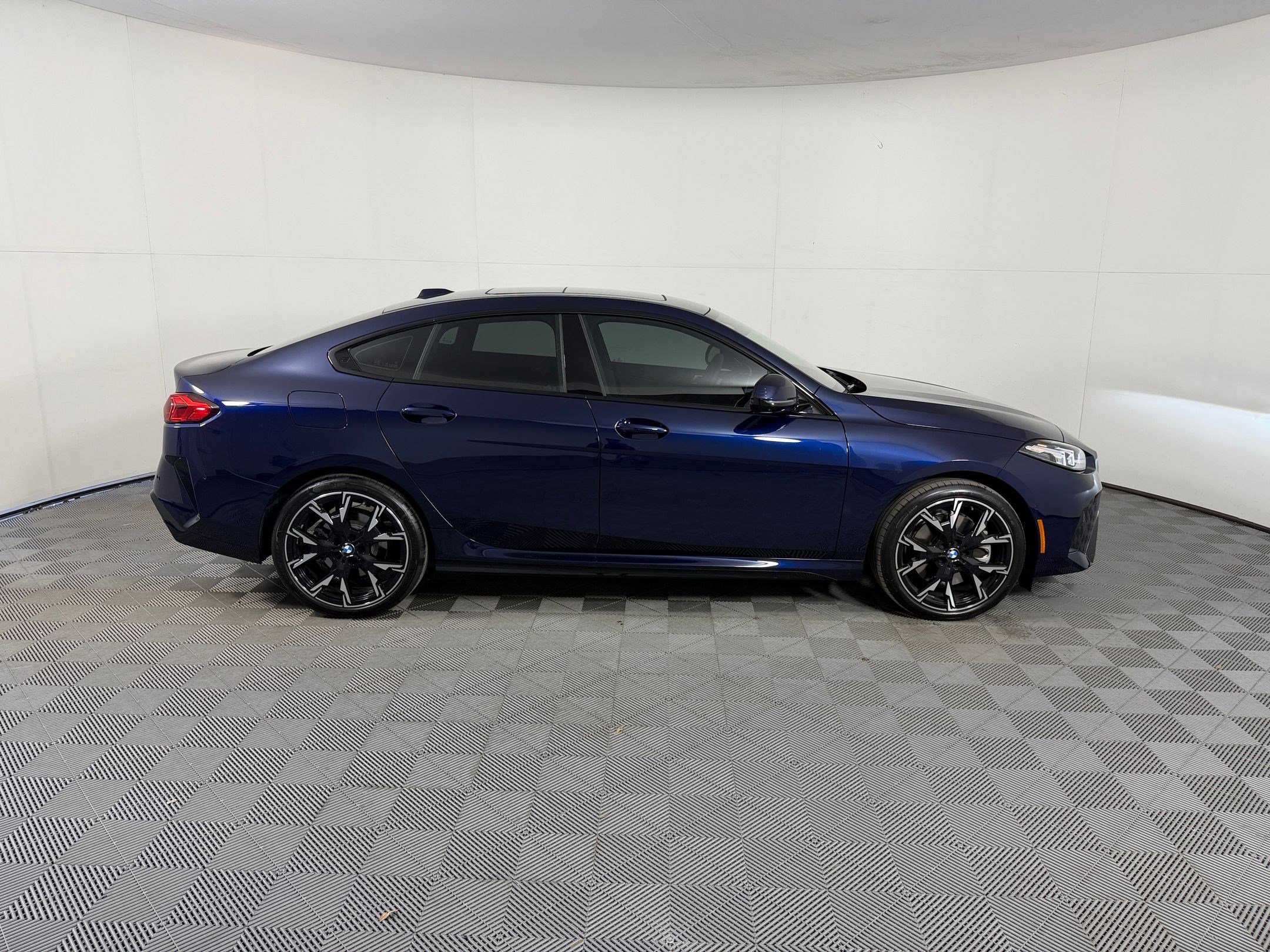 Used 2026 BMW 228i w/ Technology Package FWD image 7