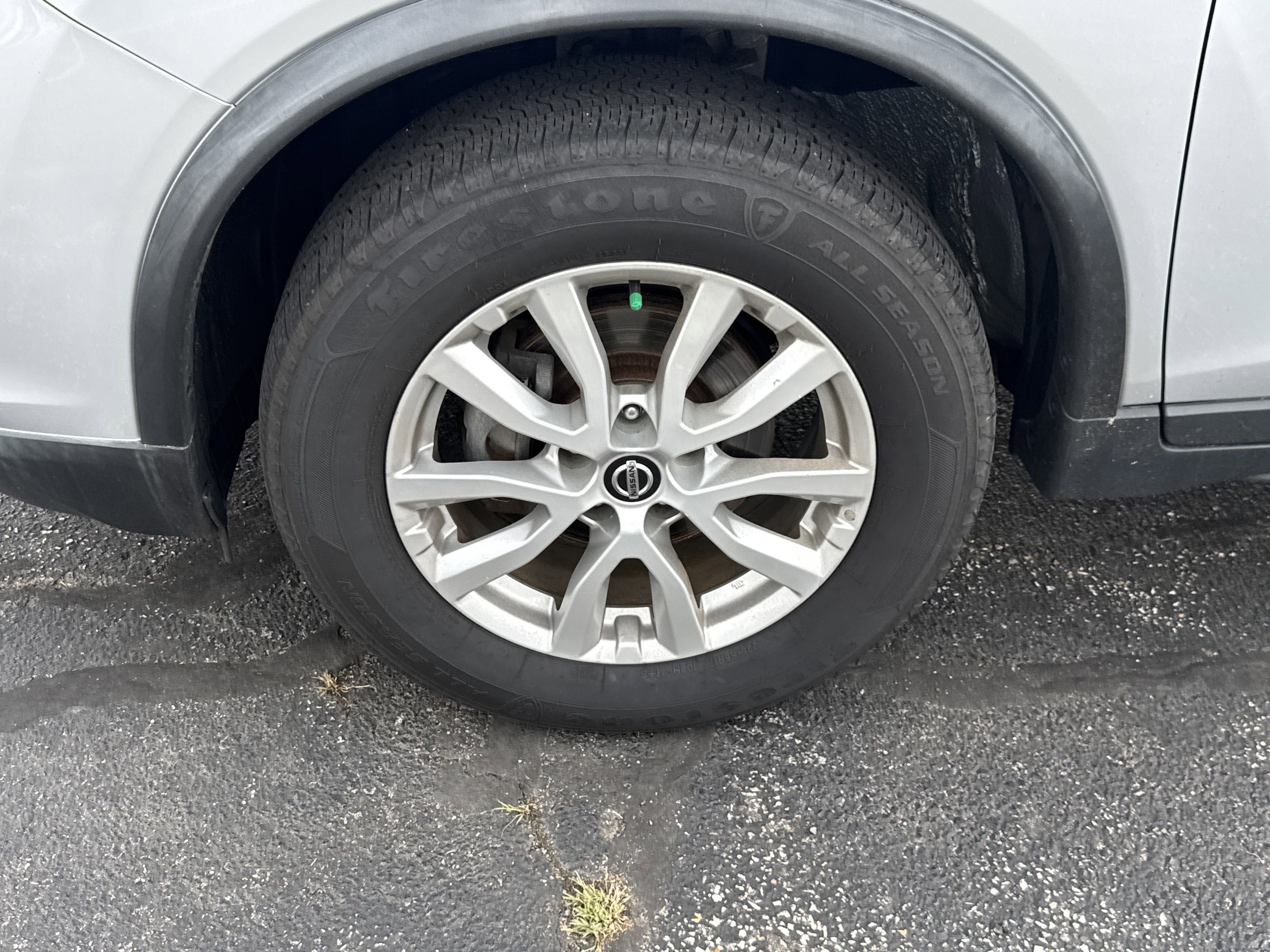 Used 2020 Nissan Rogue SV AWD/4WD image 9