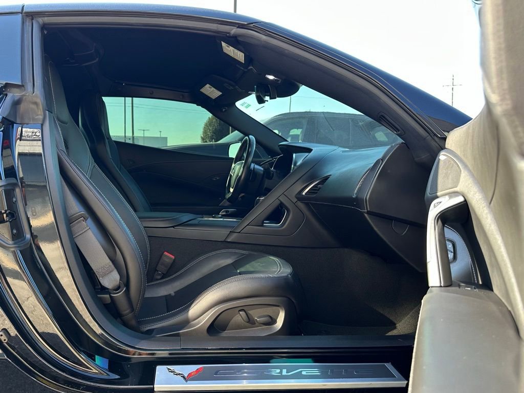 Used 2019 Chevrolet Corvette Stingray Coupe w/ 1LT image 24
