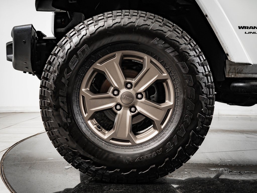 Used 2018 Jeep Wrangler Unlimited Sport image 12