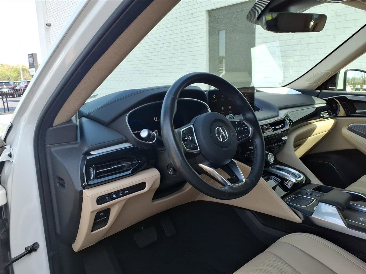 Used 2023 Acura MDX FWD w/ Technology Package image 5