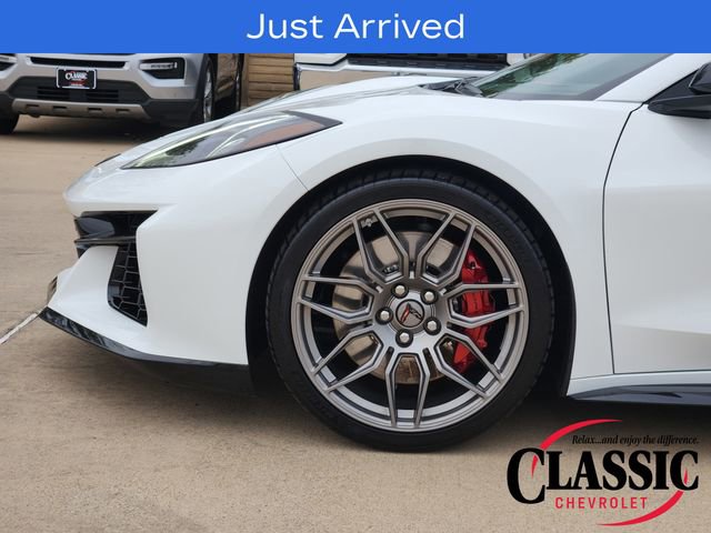 Used 2026 Chevrolet Corvette Z06 RWD image 21
