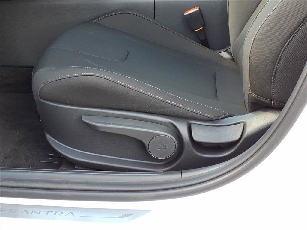 New 2026 Hyundai Elantra Sport image 15