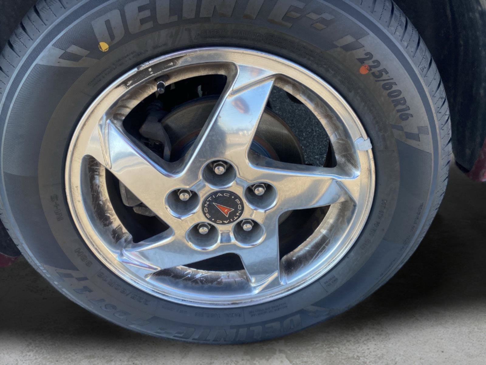 Used 2004 Pontiac Grand Prix GT2 FWD image 18