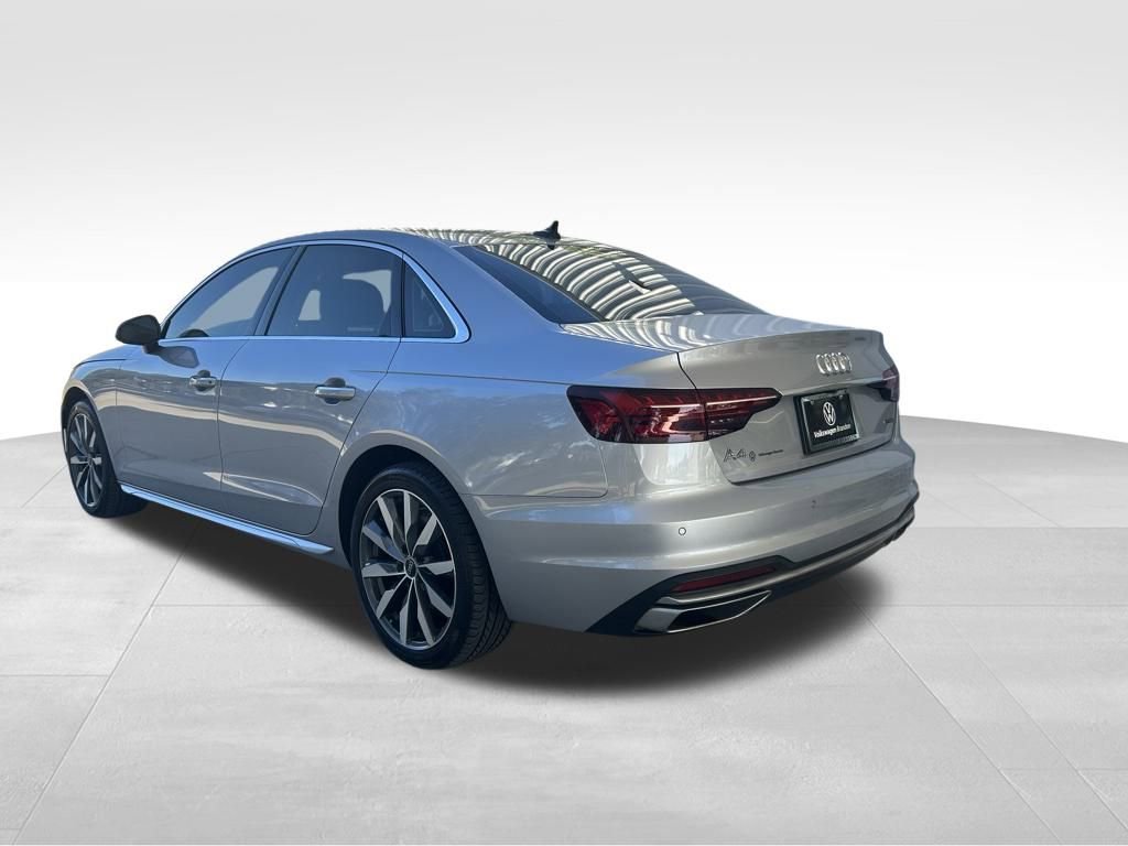 Used 2023 Audi A4 2.0T Premium w/ Convenience Package image 3