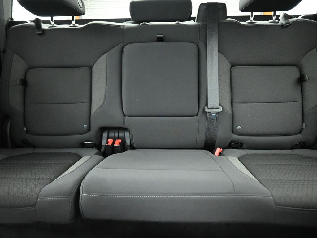 Used 2020 Chevrolet Silverado 1500 RST AWD/4WD image 31