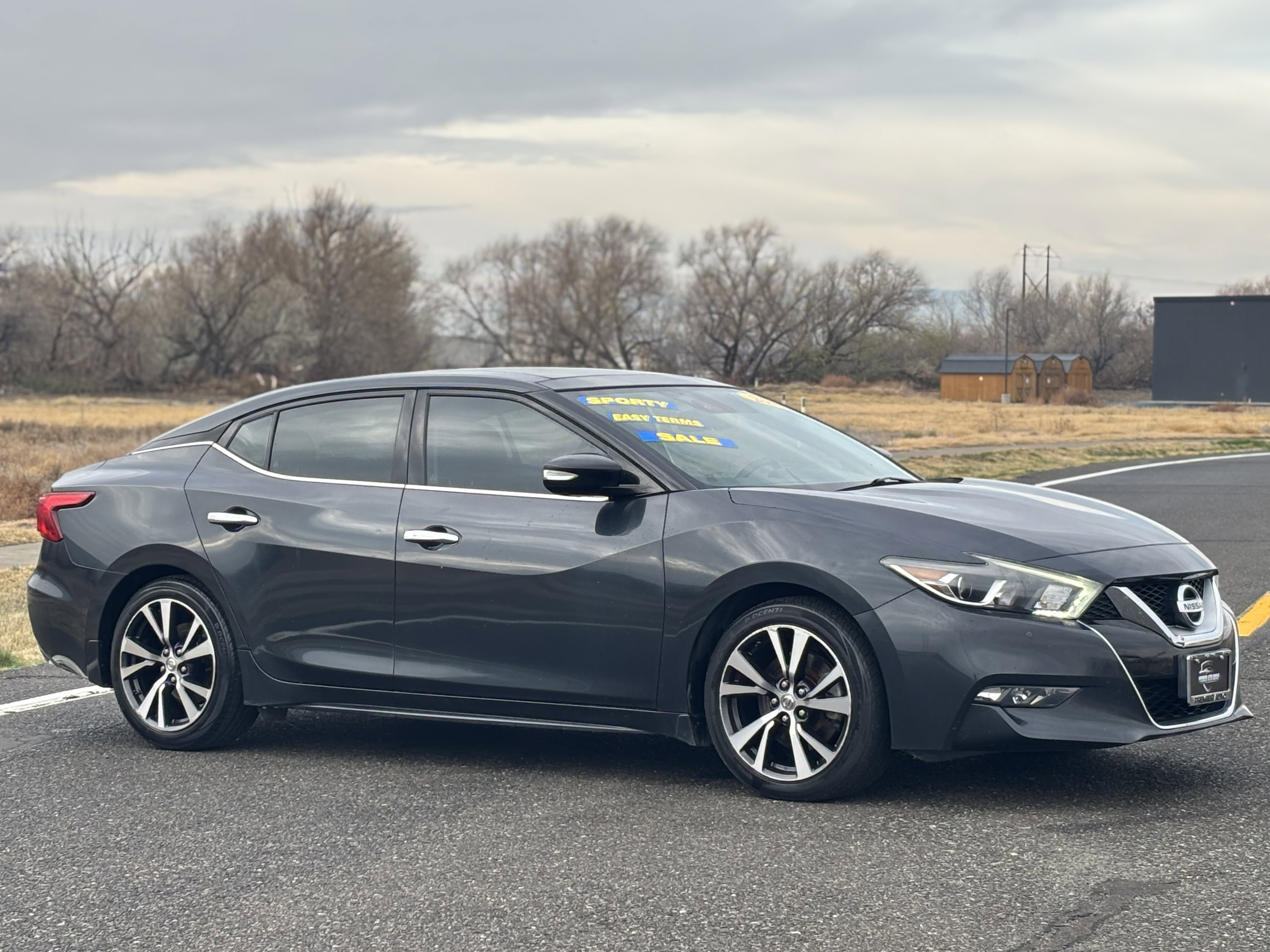 Used 2017 Nissan Maxima Platinum FWD image 4
