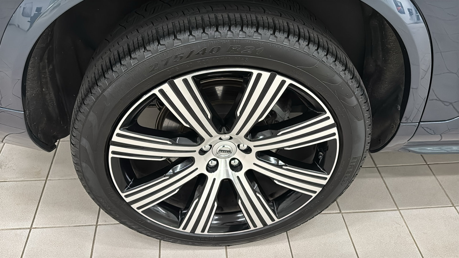Used 2024 Volvo XC90 T8 Plus AWD/4WD image 32