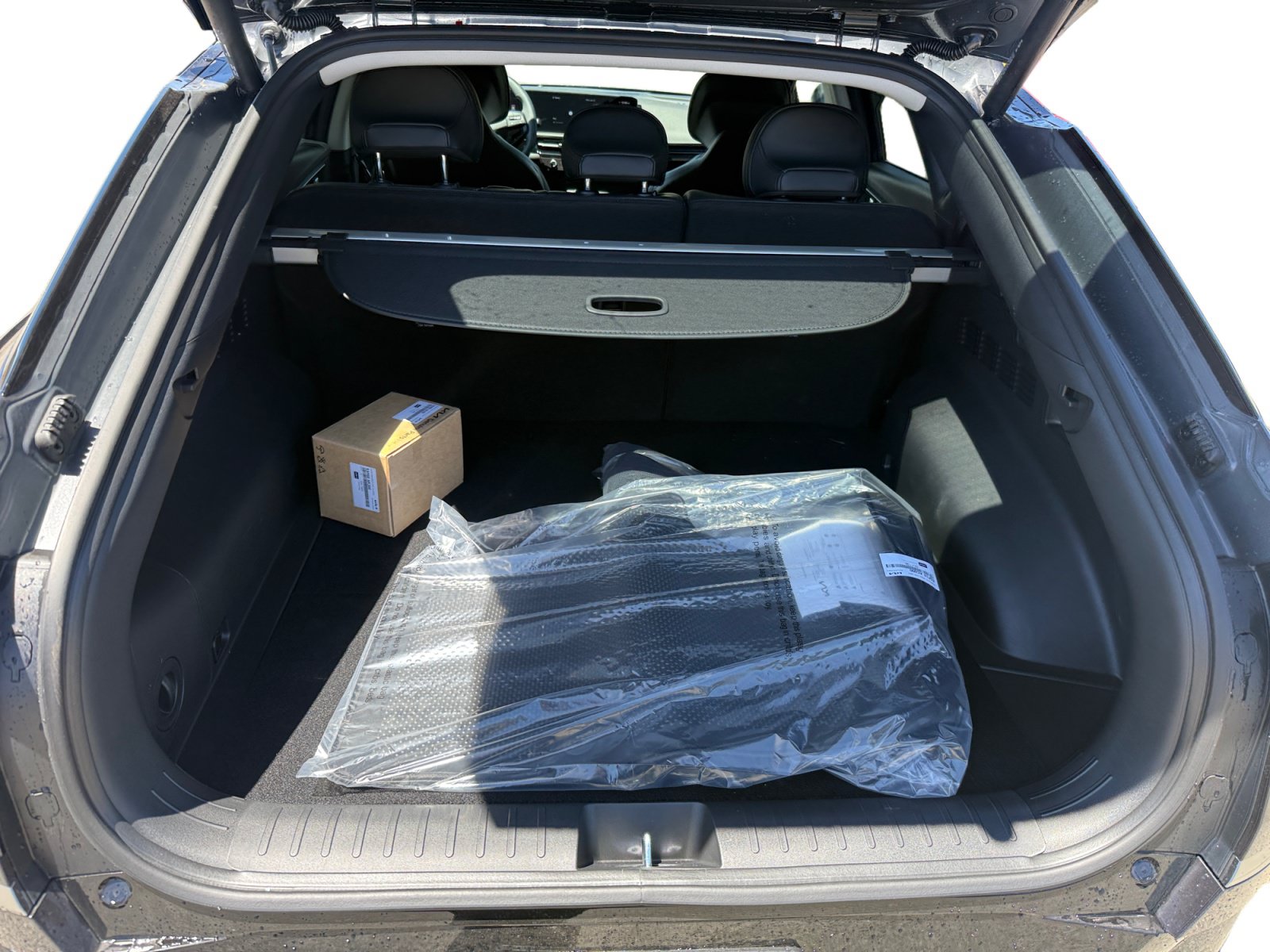 New 2026 Kia EV6 Wind RWD image 17