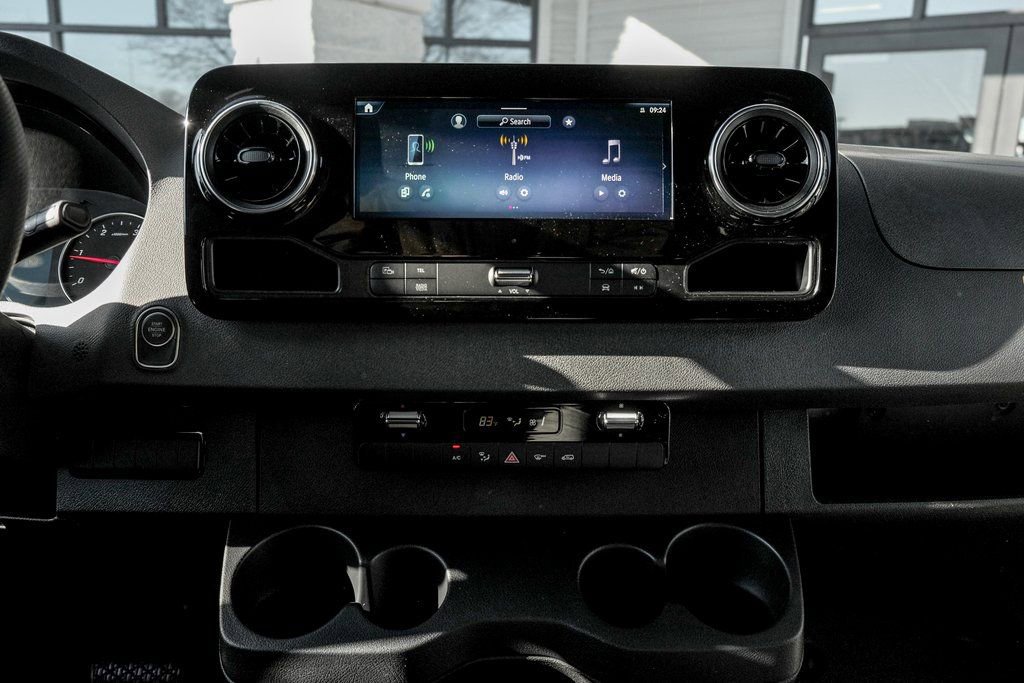 Used 2026 Mercedes-Benz Sprinter 2500 image 17
