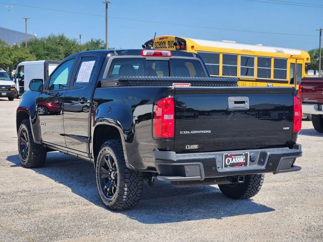 Used 2022 Chevrolet Colorado Z71 w/ Z71 Midnight Edition AWD/4WD image 5