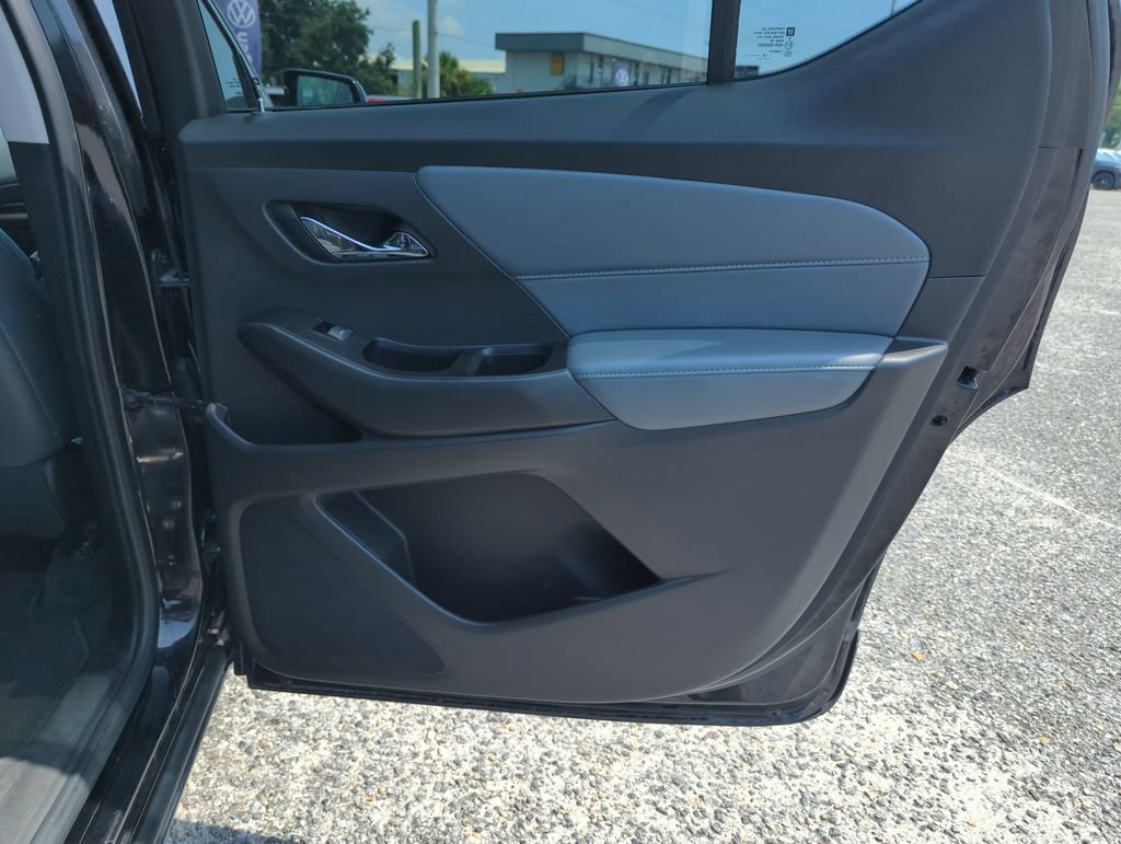 Used 2019 Chevrolet Traverse Premier w/ Driver Confidence II Package FWD image 36