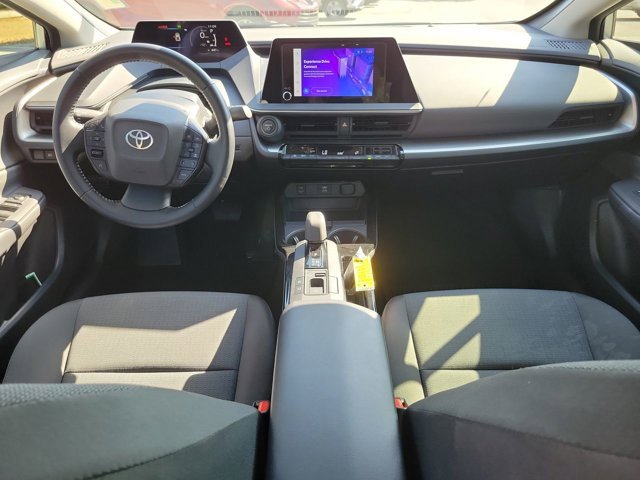Used 2024 Toyota Prius LE image 21