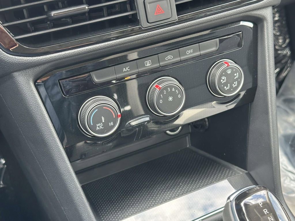 New 2025 Volkswagen Taos S image 20