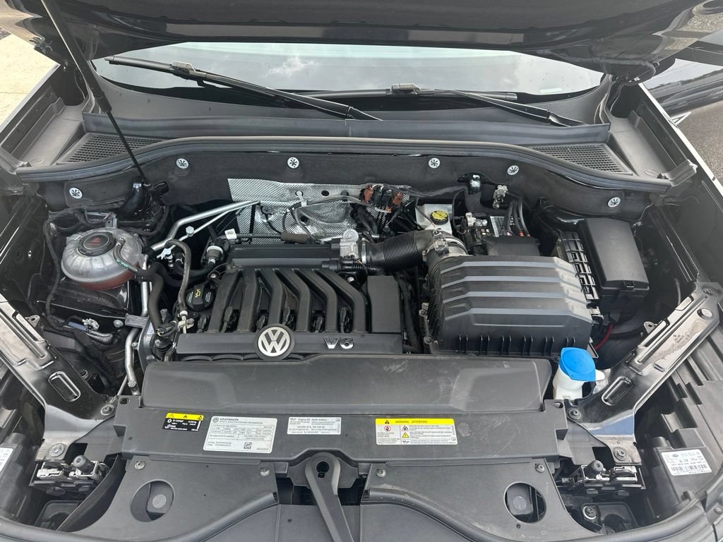 Used 2023 Volkswagen Atlas Cross Sport SEL Premium R-Line AWD/4WD image 31