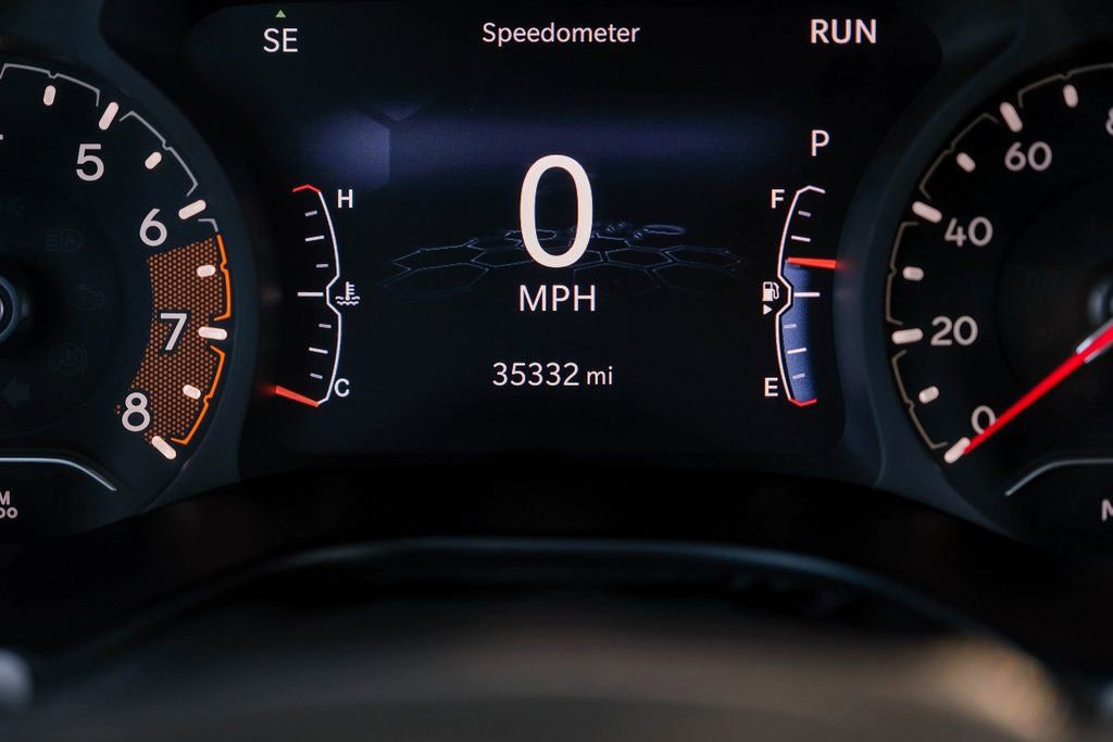 Used 2022 Jeep Compass Limited image 3