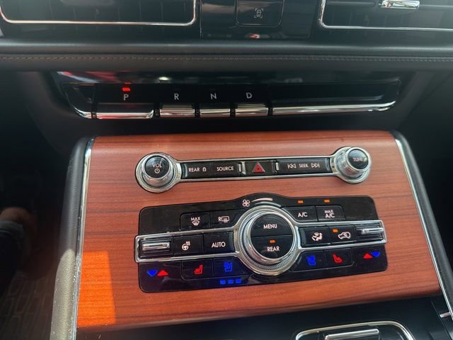 Used 2024 Lincoln Aviator Reserve w/ Equipment Group 201A image 22