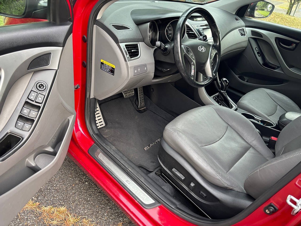 Used 2014 Hyundai Elantra Sport FWD image 13