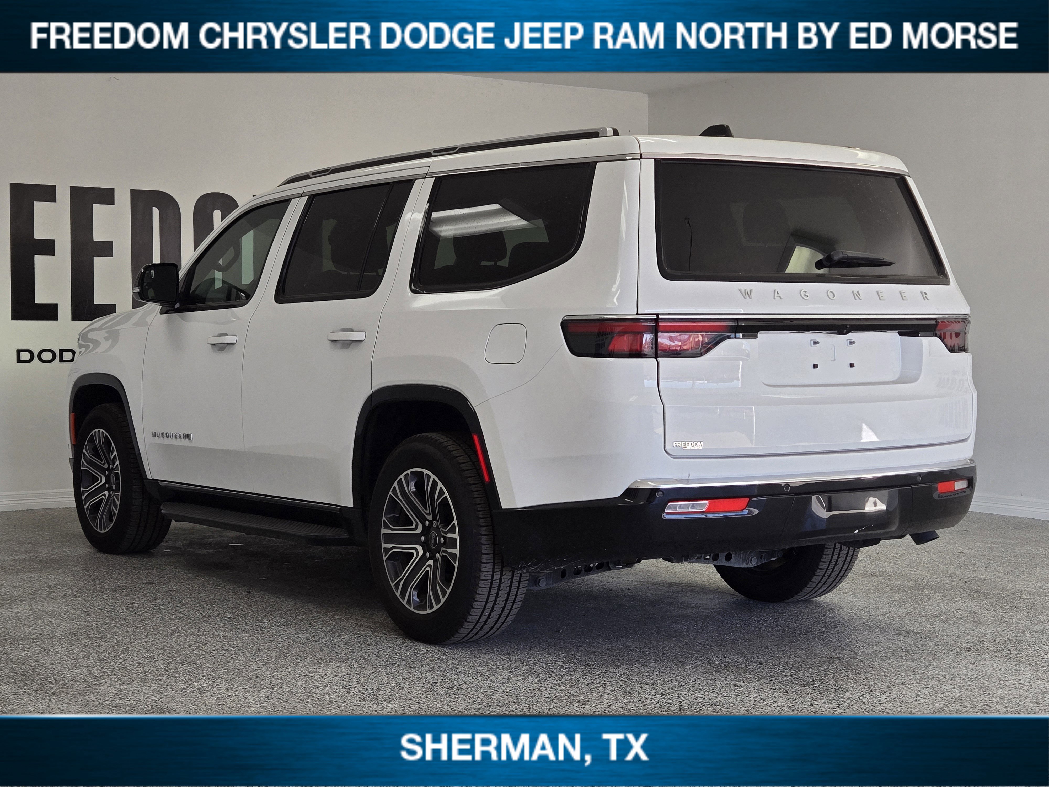 New 2025 Jeep Wagoneer 2WD image 4