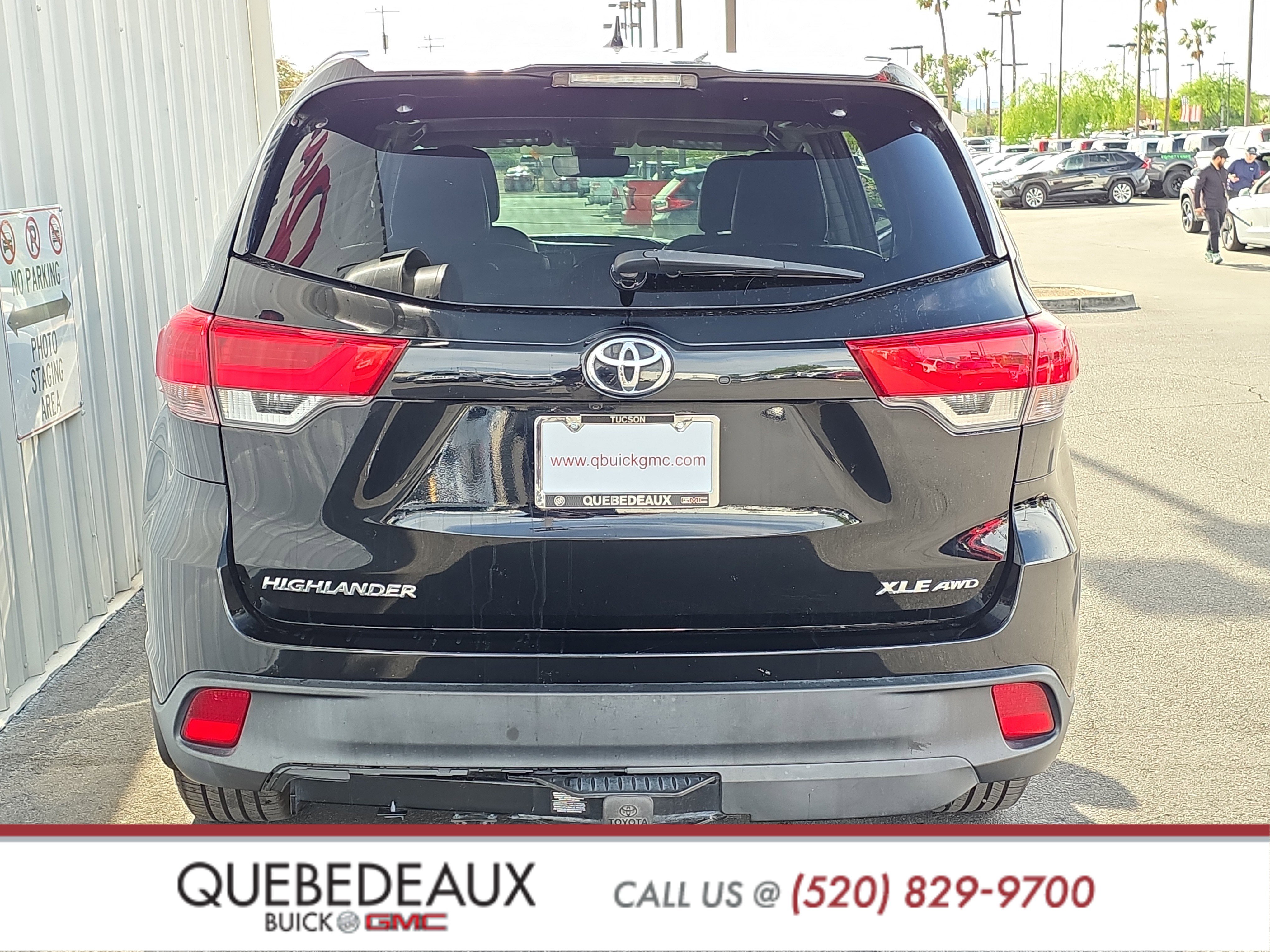 Used 2019 Toyota Highlander XLE AWD/4WD image 6