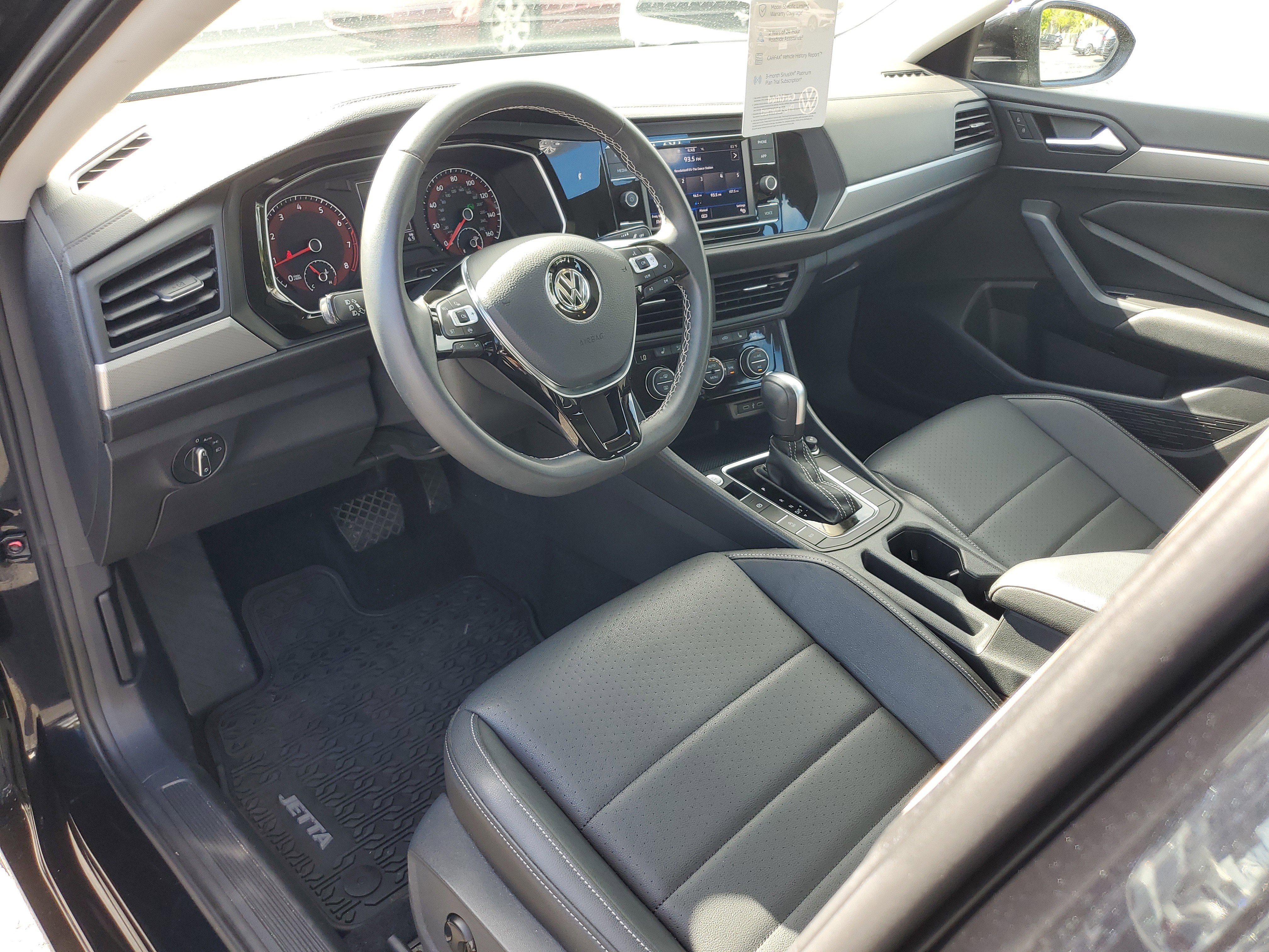 Certified 2021 Volkswagen Jetta SE image 19