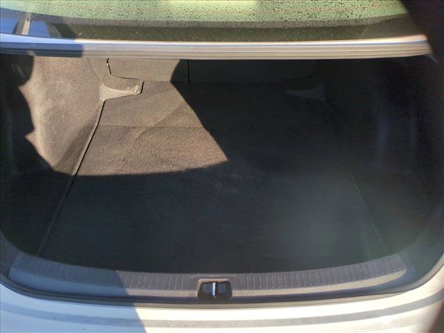 Used 2022 Toyota Corolla LE FWD image 6