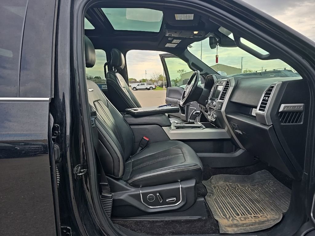 Used 2017 Ford F150 Platinum w/ Max Trailer Tow Package AWD/4WD image 18