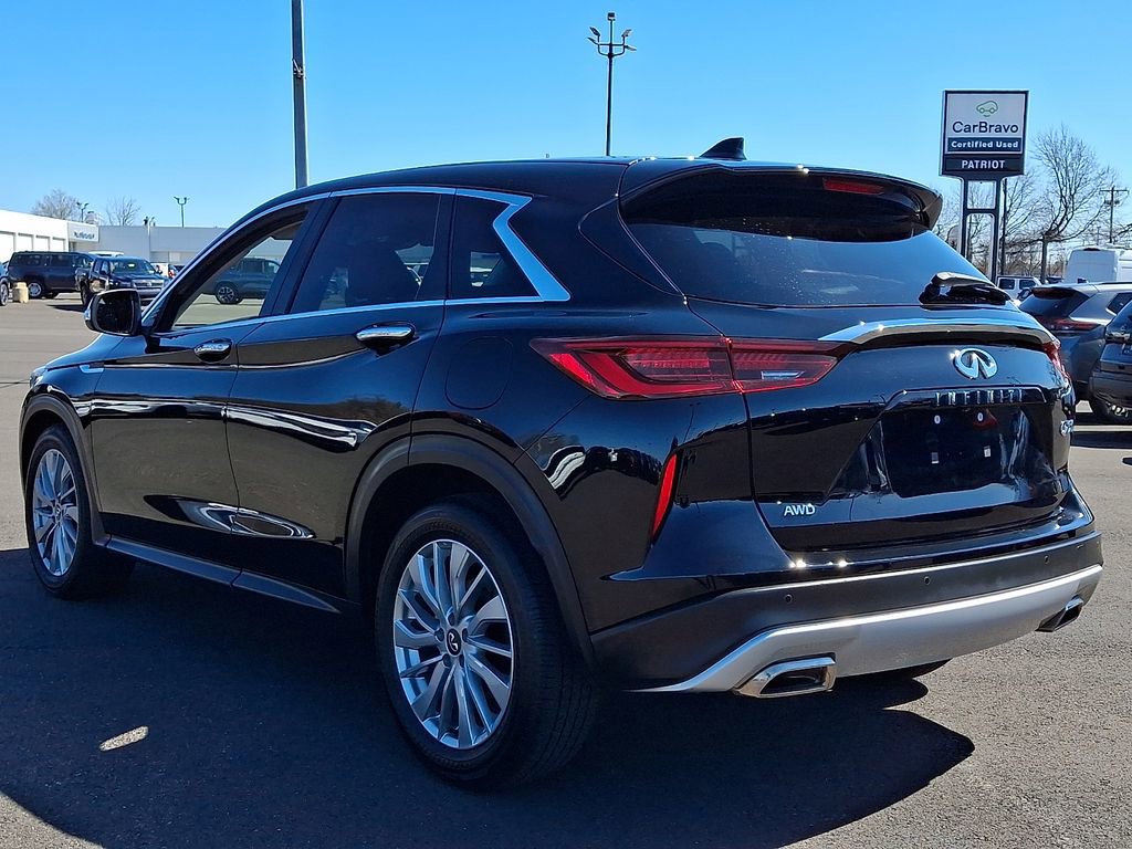 Used 2025 INFINITI QX50 Pure AWD/4WD image 4
