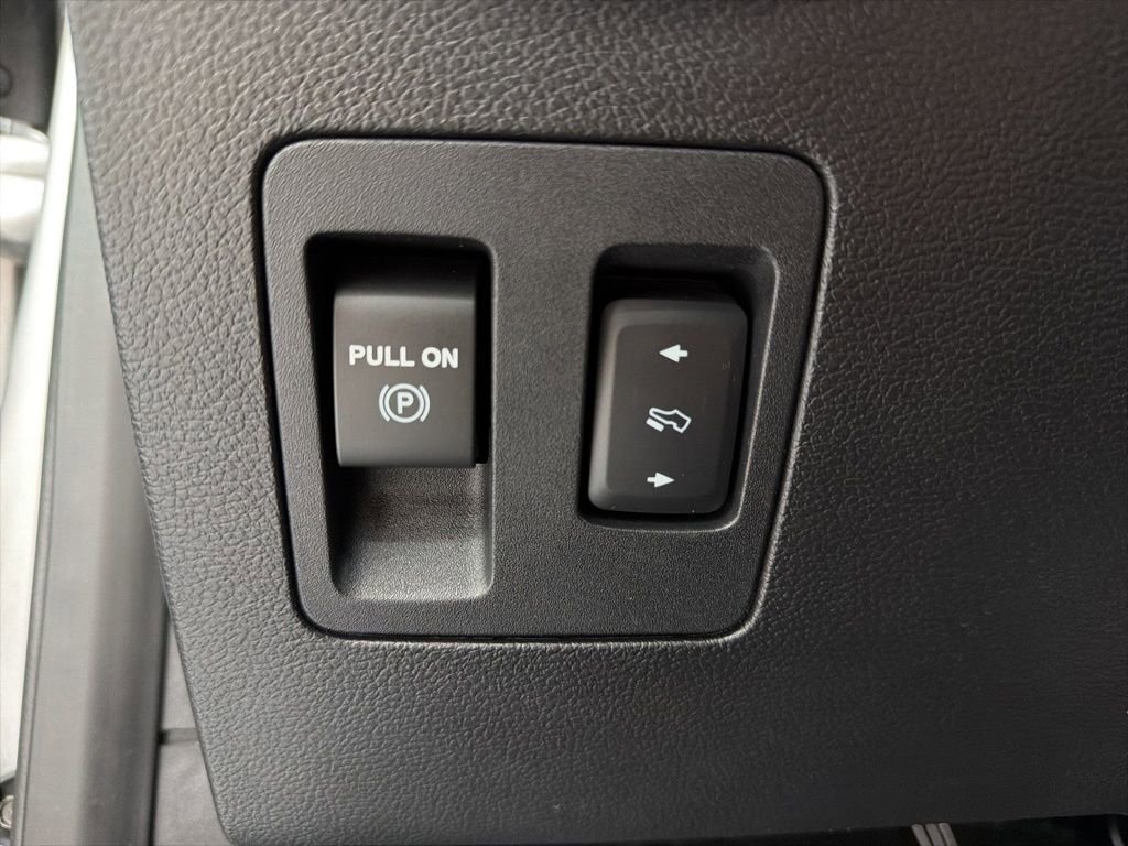 Used 2018 Ford F150 Platinum w/ Equipment Group 701A Luxury image 58