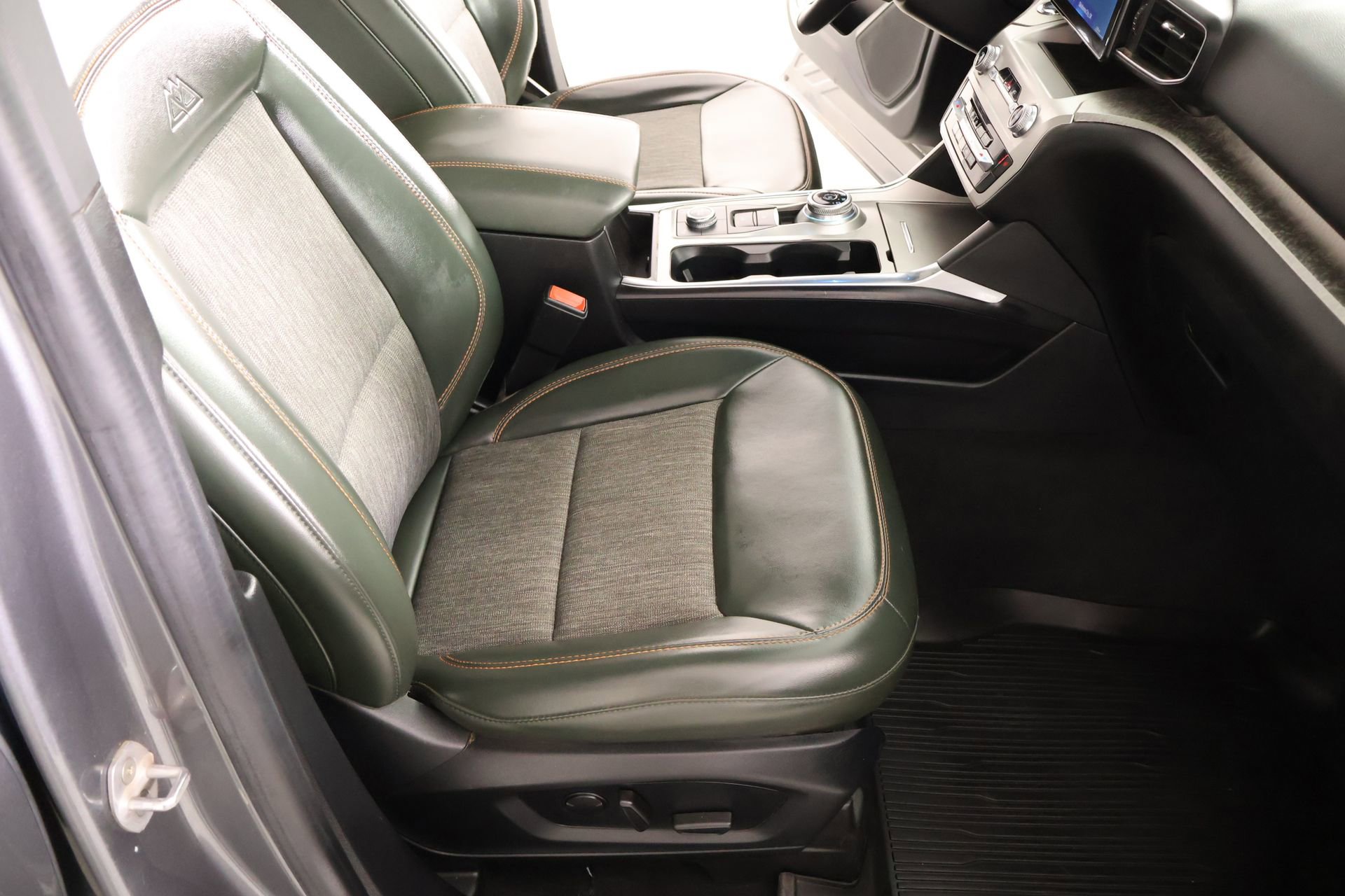 Used 2022 Ford Explorer Timberline AWD/4WD image 15