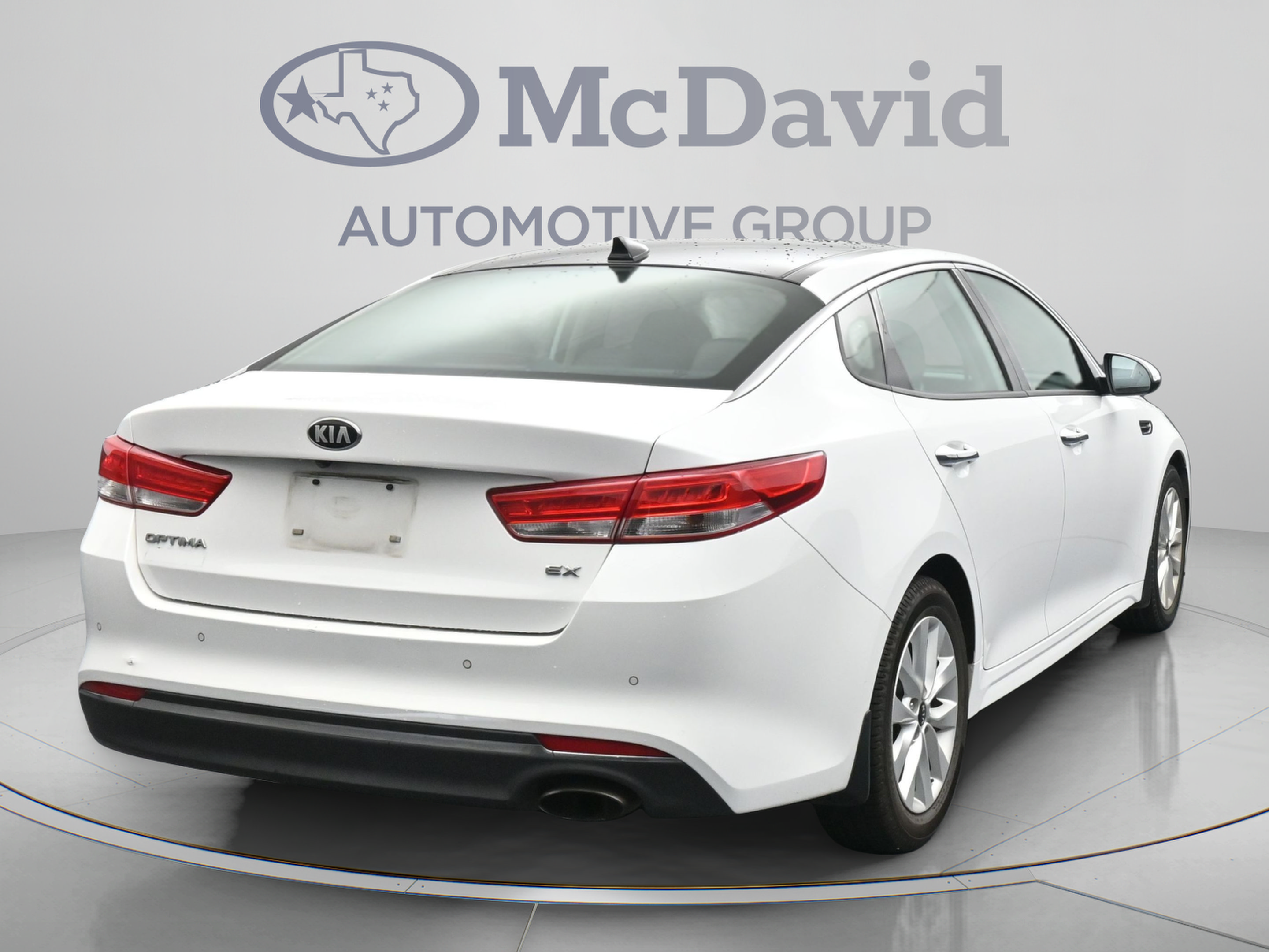Used 2018 Kia Optima EX w/ Premium Package FWD image 8