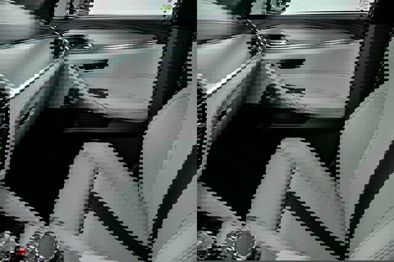 Used 2021 BMW M5 w/ Competition Package image 40